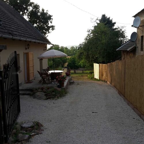 Keresztes Apartman és Vendégház Kővágóörs  2