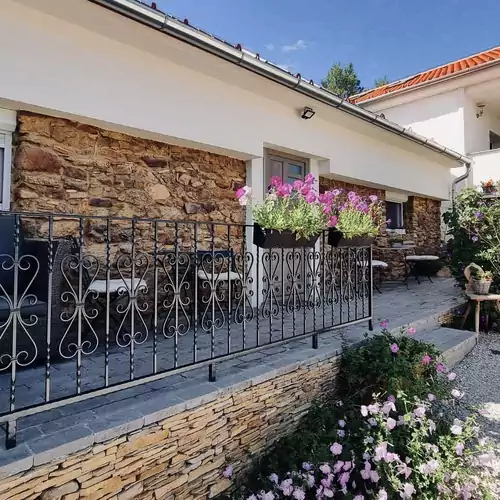Eklektika Apartmanok Balatonalmádi 005 kép