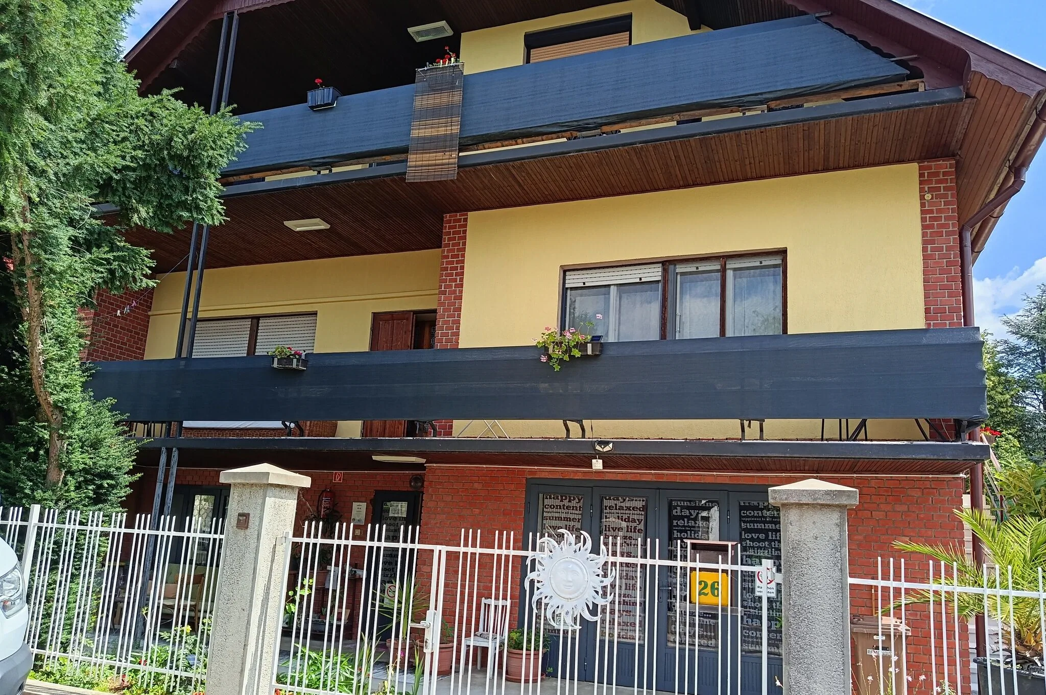 Napsugárház Apartman Balatonfűzfő