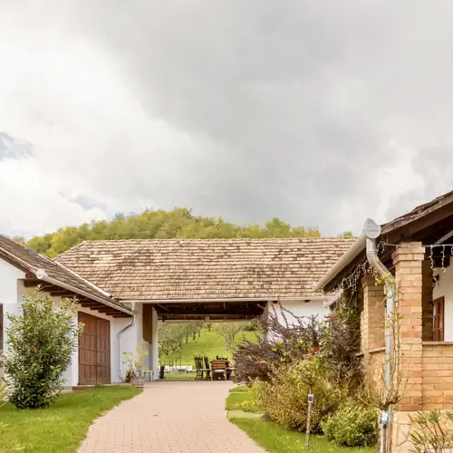 Pipacs és Tulipán Vendégház Bodony 004 kép