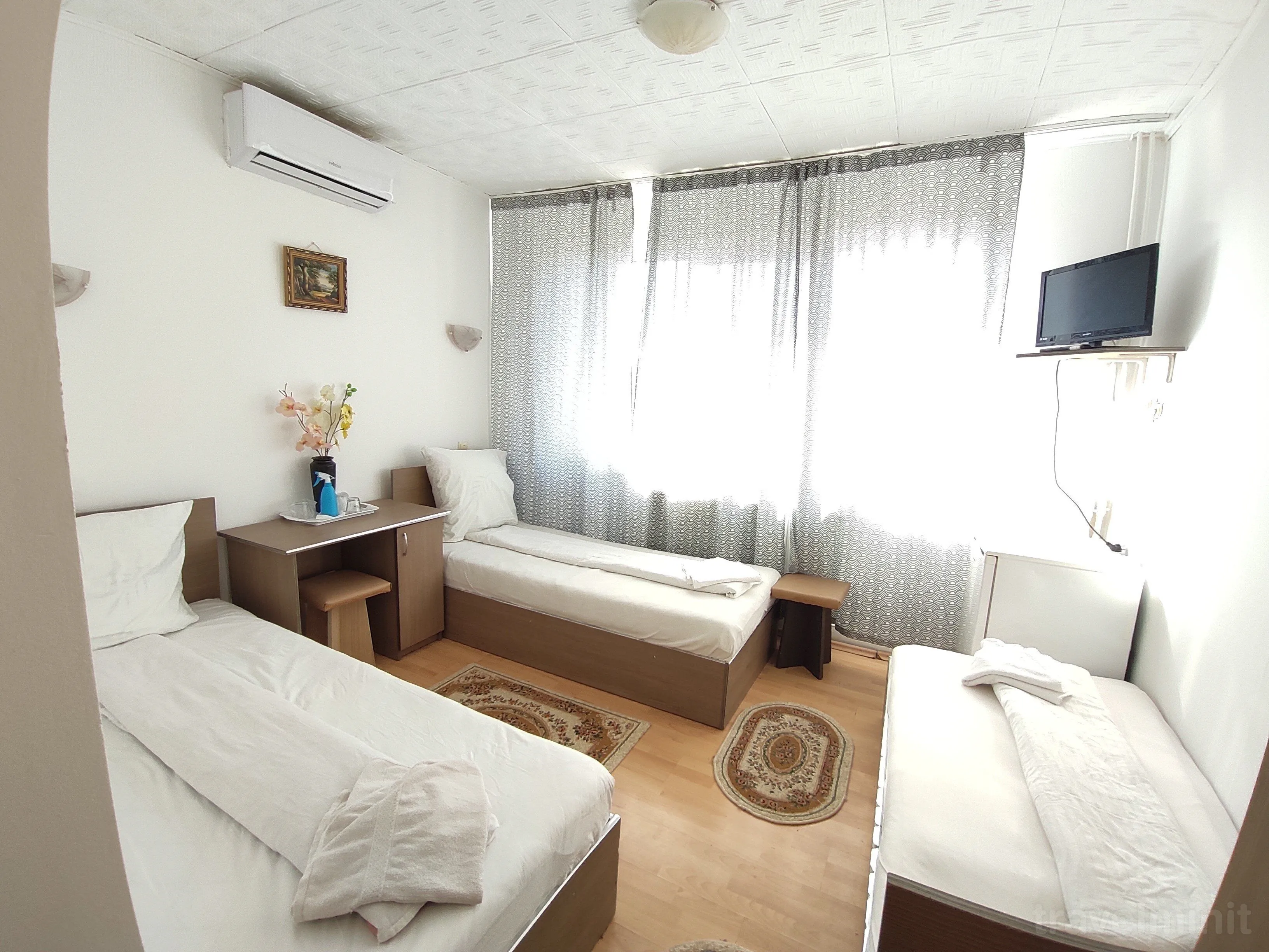 Pensiunea Alb Băile 1 Mai