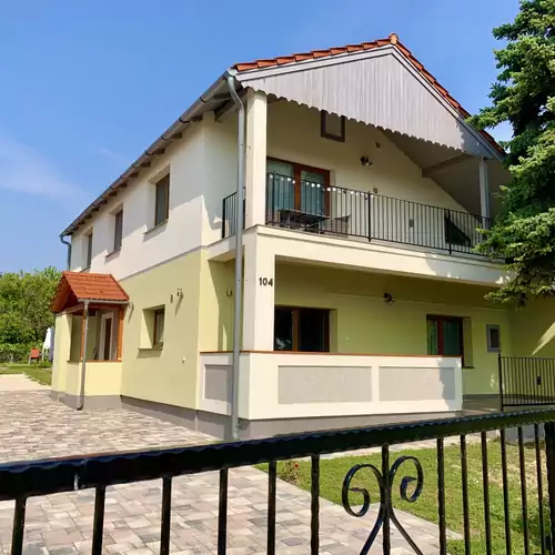 Pine&Chill Apartments Balatonalmádi 008 kép