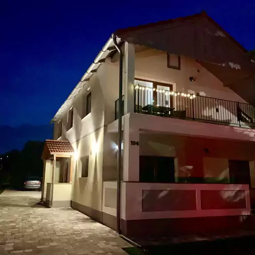 Pine&Chill Apartments Balatonalmádi 009 kép