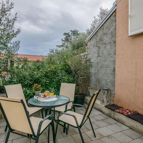 Apartman Vrbnik - CKI339  2