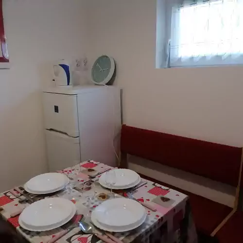 Hortenzia Apartmanház Igal 003 kép