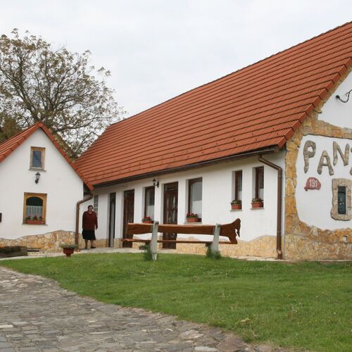 Apartmanház