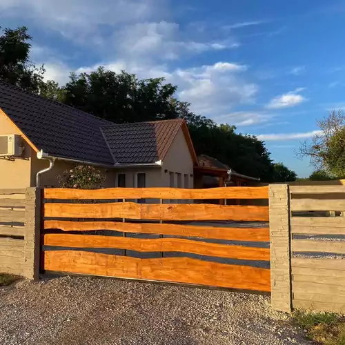 Tina Apartman Pusztakovácsi 001 kép