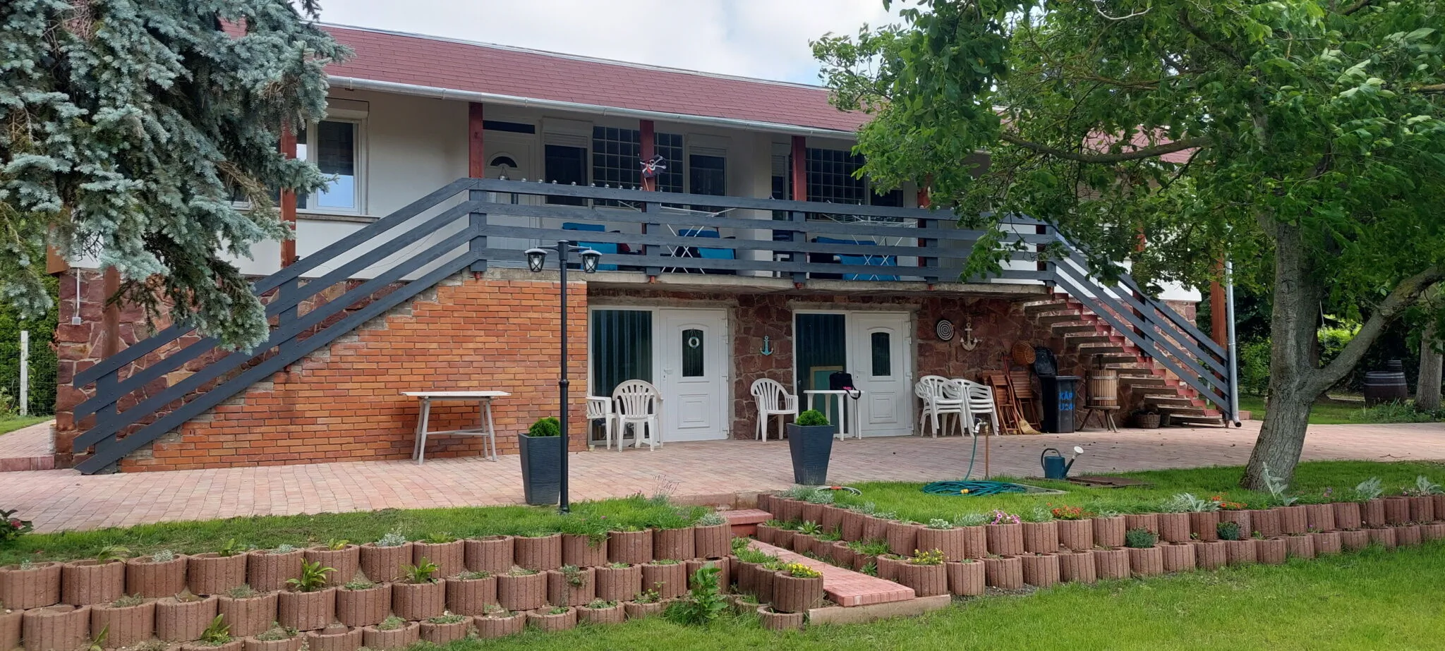 Kikötő Vendégház - ahol révbe ér! Badacsonytördemic