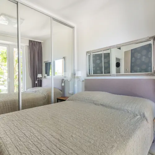 H&aacute;l&oacute;szoba