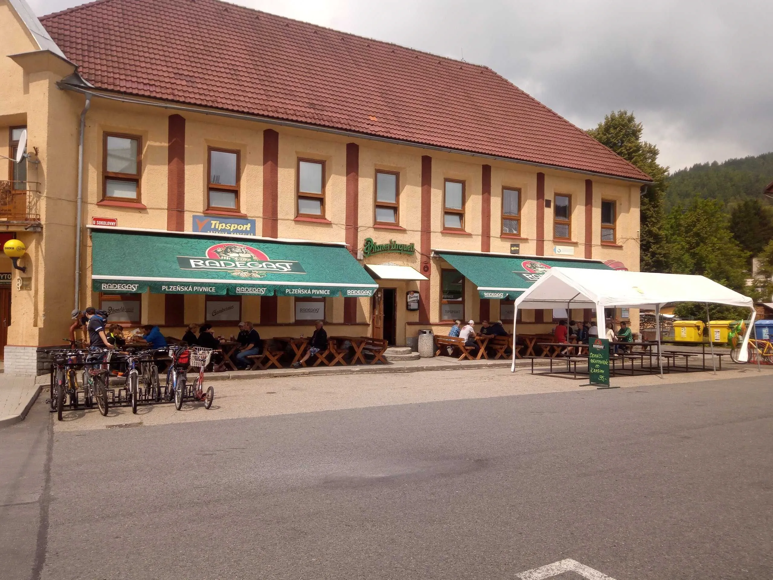 Hotel Sokol Karolinka