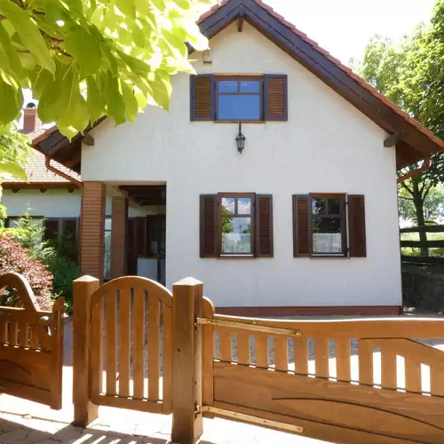 Panoráma Villa Vágáshuta 002 kép