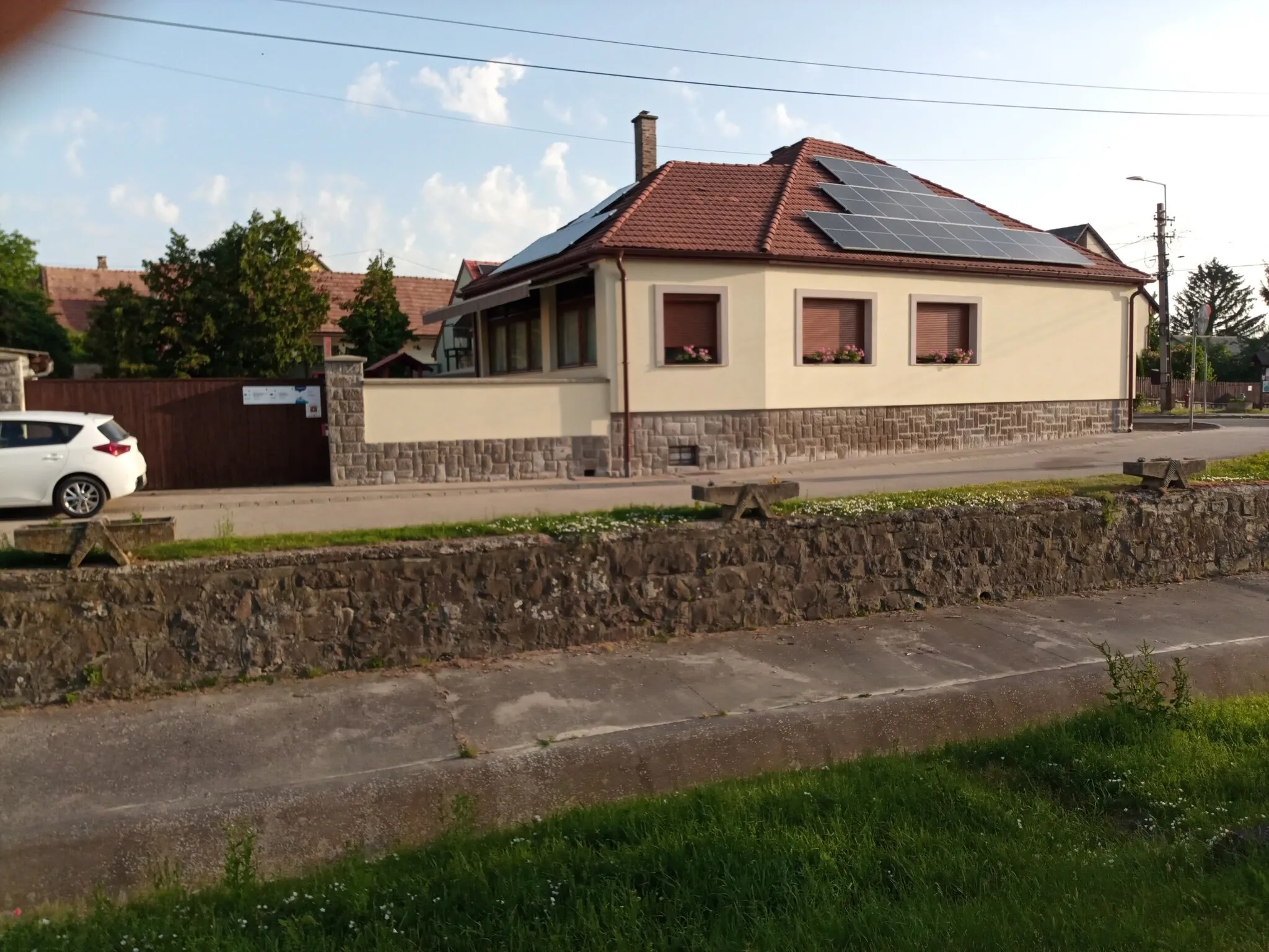 Patakparti Vendégház (Benkovics ház) Pilismarót