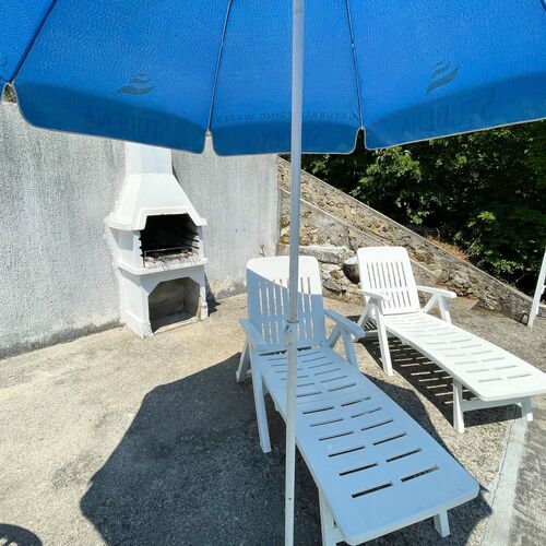 Apartmani Šarić Jadranovo  4