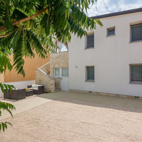 Apartments Ivanusevic Vir  4