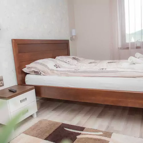 Relax Wellness Apartman Komlóska 037 kép