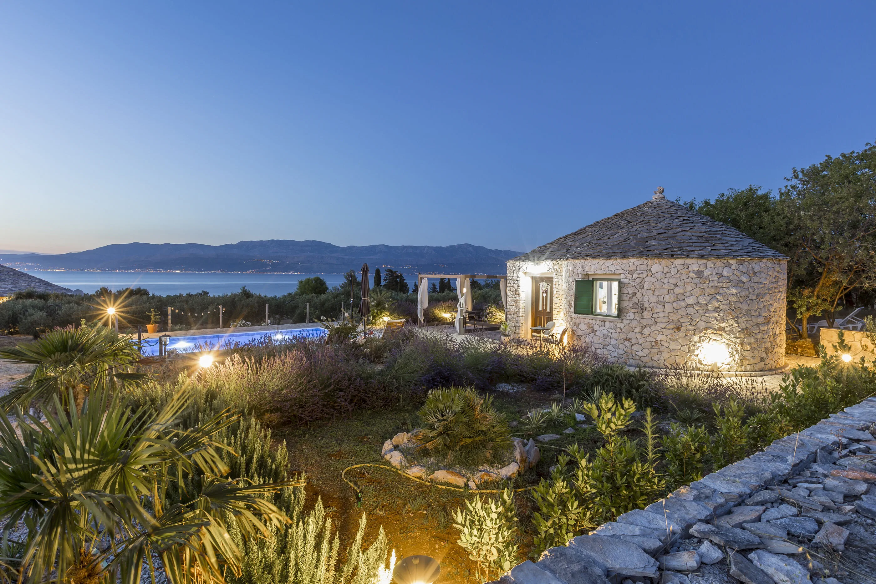 House Magical Island Mirca