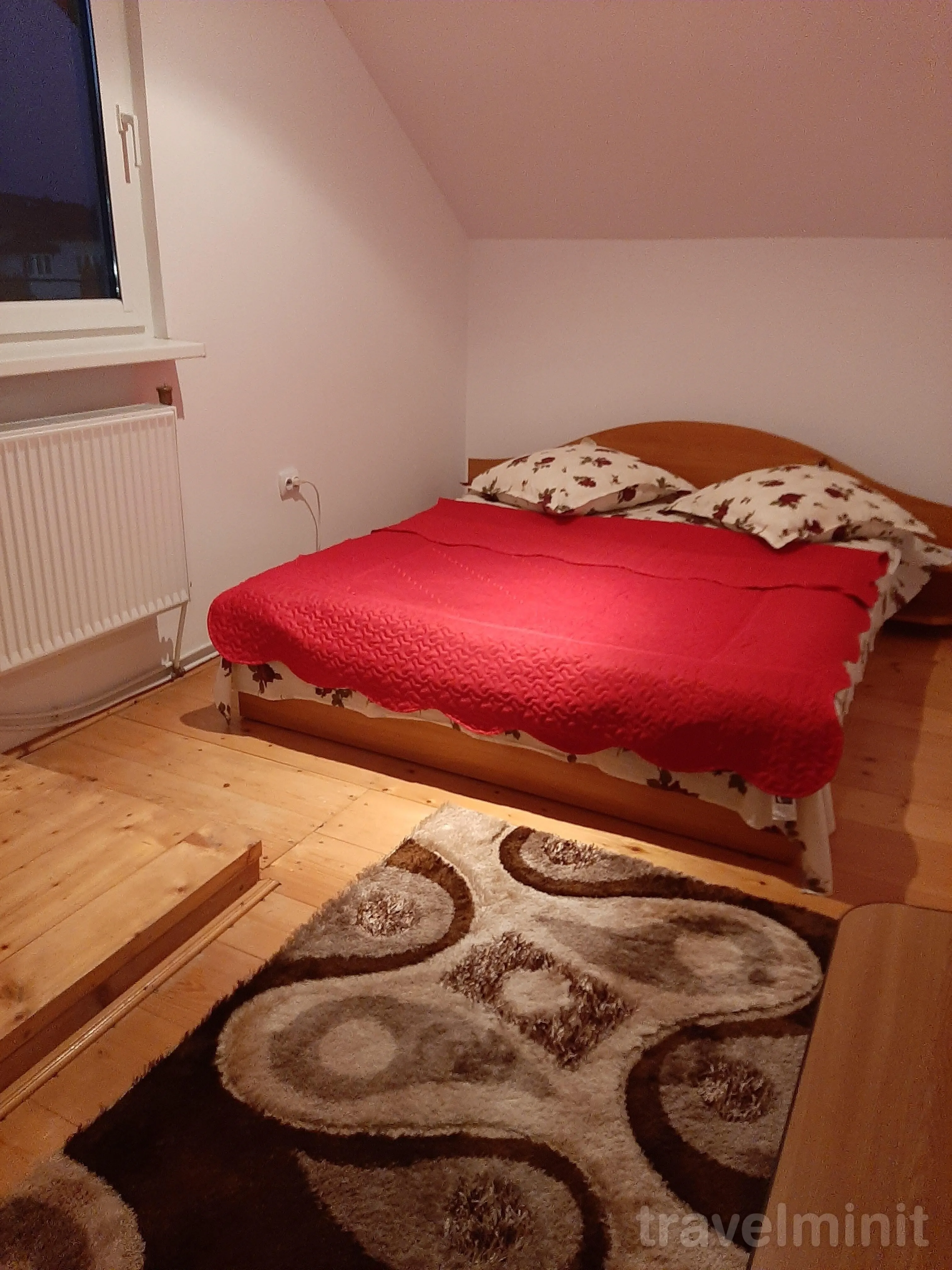 Casa Cora Gura Humorului