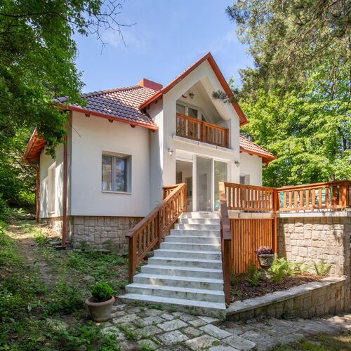 Ház a Pilisben Pilisszentlászló