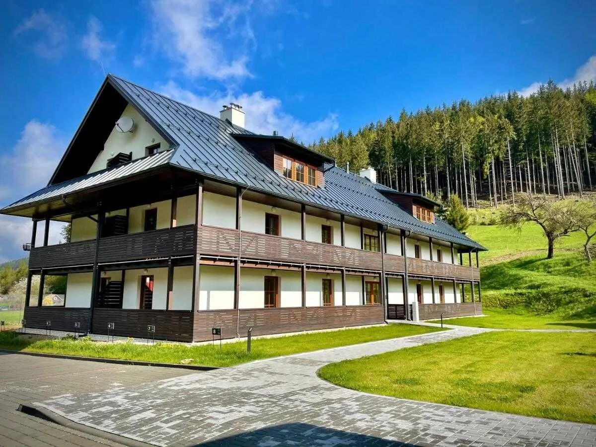 Polanský dvůr Velké Karlovice