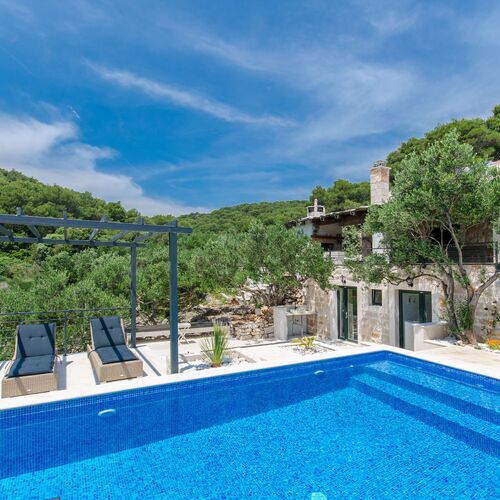 Villa Rokova Vala Sumartin  3