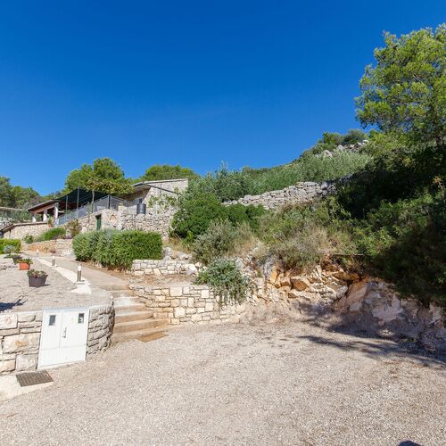 House Isabella Necujam  4