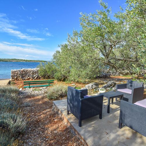 House Sea Cloud Pasman  2