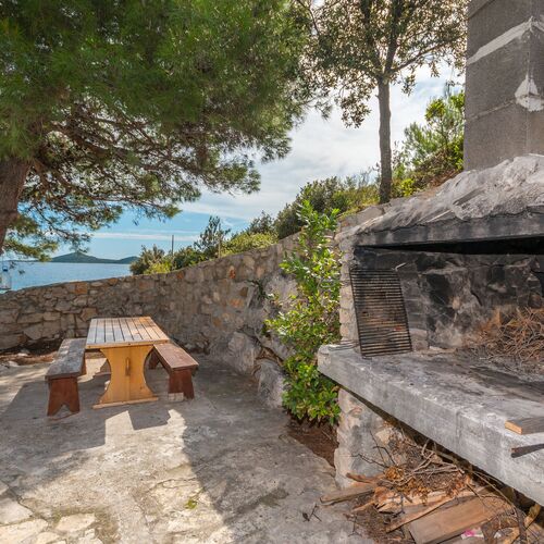 House Island Harbour Tkon  4