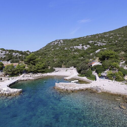 House Island Harbour Tkon  3