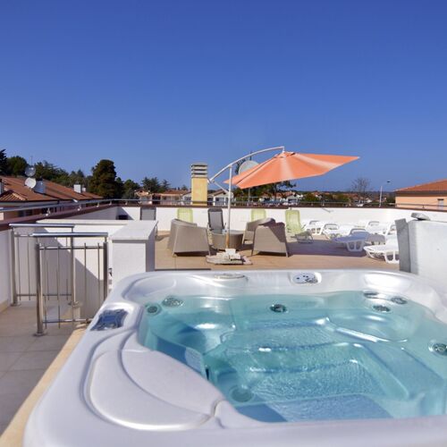 Apartman Alpa sa jacuzzijem 7 Umag  2