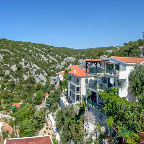 Apartman Vinišće - CDM154  2