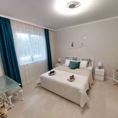 Luna Rossa Boutique Apartman Balatonakali 015 kép