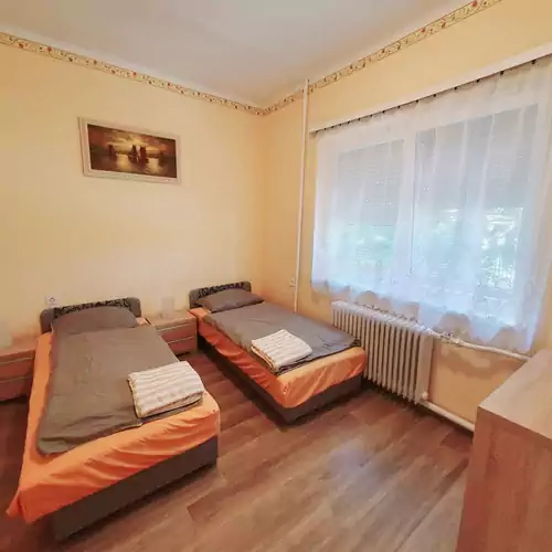 Fehér Akác Vendégház Fenyőfő 009 kép