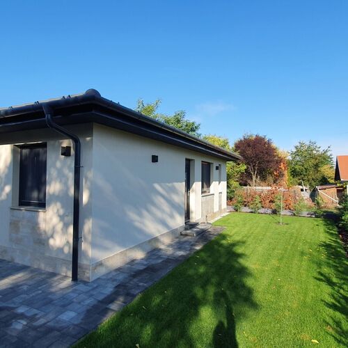 Kossuth 41 Apartman Balatonlelle ★★★★ 2
