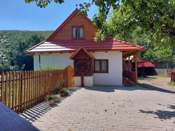 Casa de oaspeți Tulipános Armășeni