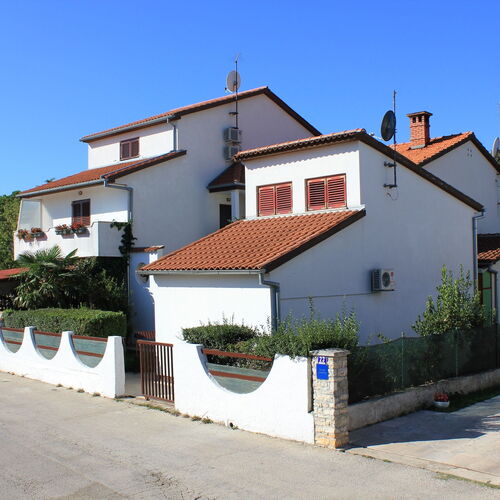 Apartmanok Parkolóhellyel Valbandon, Fazana - 7200 Valbandon  2