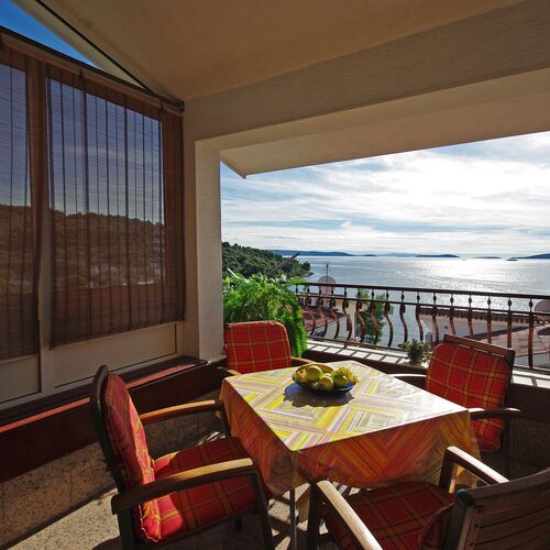 Apartmanok A Tenger Mellett Okrug Donji, Ciovo - 18300 Okrug Donji