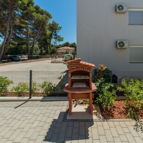 Apartmanok Parkolóhellyel Vir - 18550  3