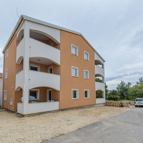 Apartmanok A Tenger Mellett Vir - 18563  2