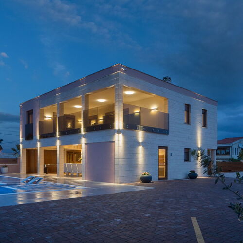Luxusvilla Medencével Vir - 18568  4