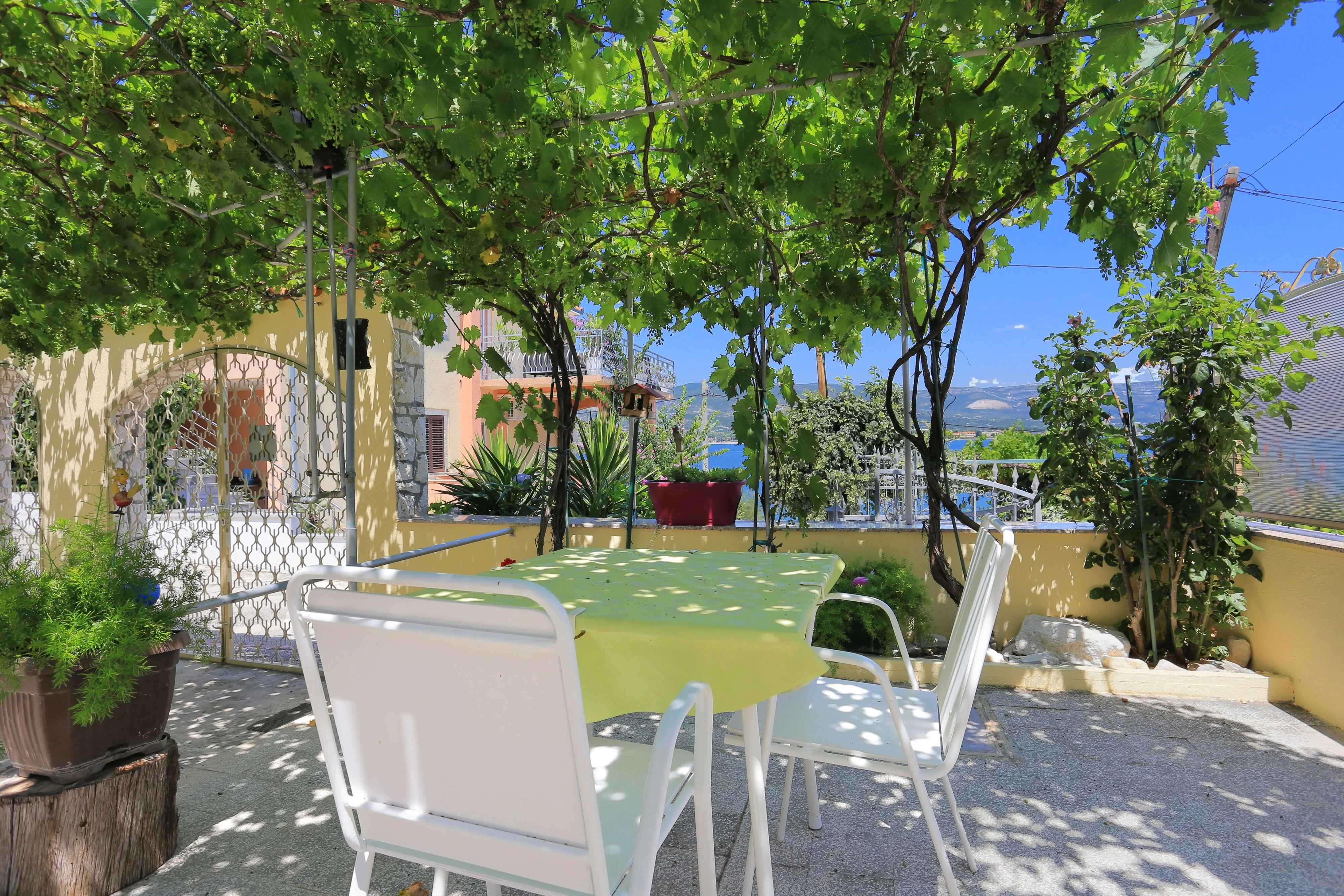 Apartments By The Sea Arbanija, Čiovo - 18661 Arbanija