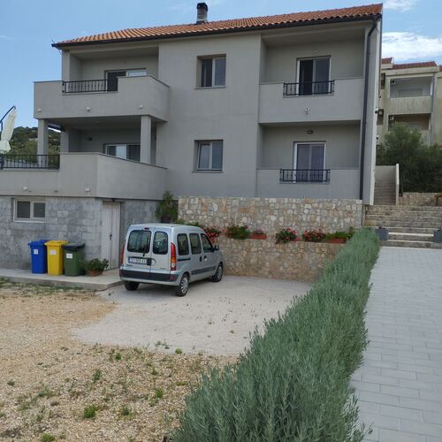 Apartmanok Parkolóhellyel Tkon, Pasman - 19127 Tkon  4