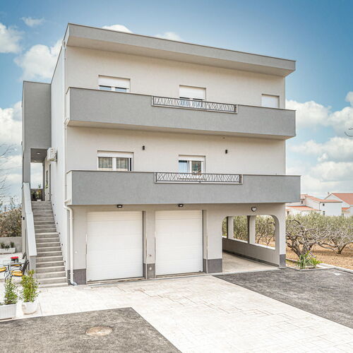 Apartman Kaštel Gomilica - CDC836  2