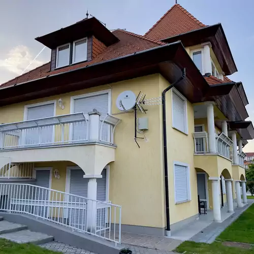 Leilbon Apartmanház Hévíz 011 kép