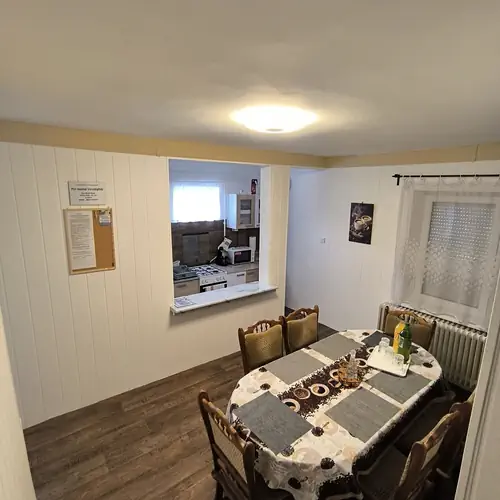 Konyha/k&ouml;z&ouml;ss&eacute;gi t&eacute;r