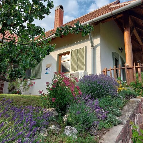Zöldveréb Vendégház Balatongyörök