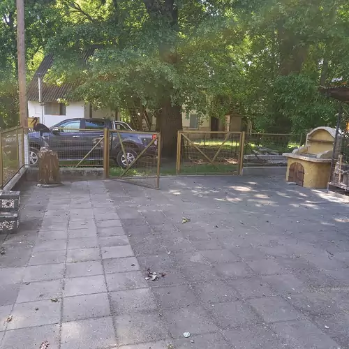 Gemenci Fekete Gólya Vendégház Bogyiszló-Szekszárd 005 kép