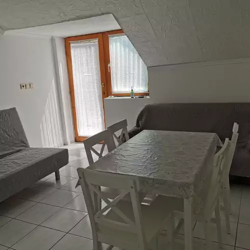 Flamingo Apartmanház Balatonlelle 005 kép