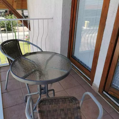 Flamingo Apartmanház Balatonlelle 009 kép