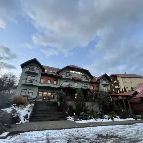 Pensiunea Restaurant Heveder din Praid