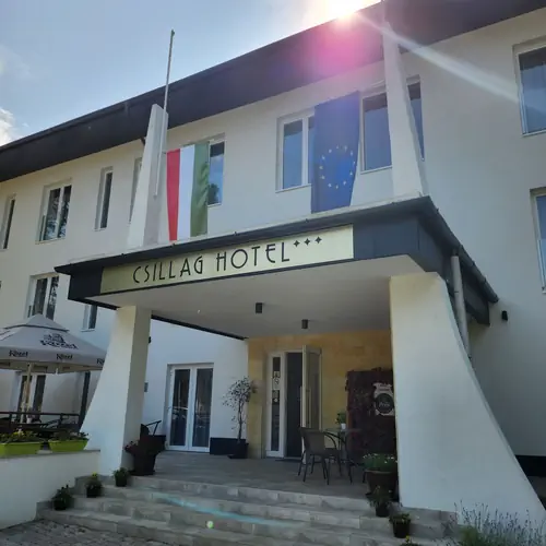 Sz&aacute;lloda